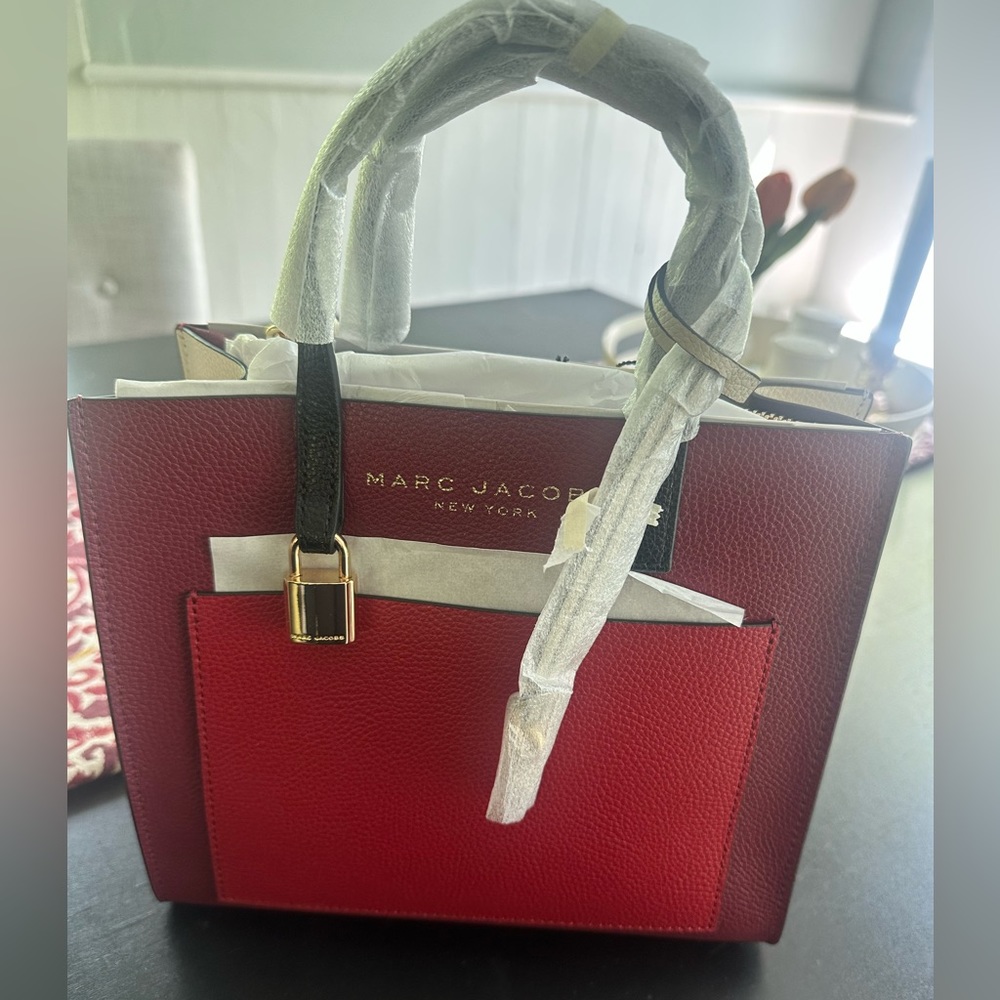 Marc Jacobs Grind Mini Pomegranate Colorblock Leather Tote Crossbody Handbag